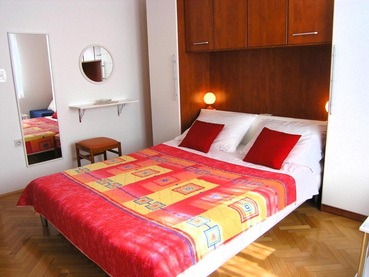 Apartments Natasa Krk Town Zewnętrze zdjęcie