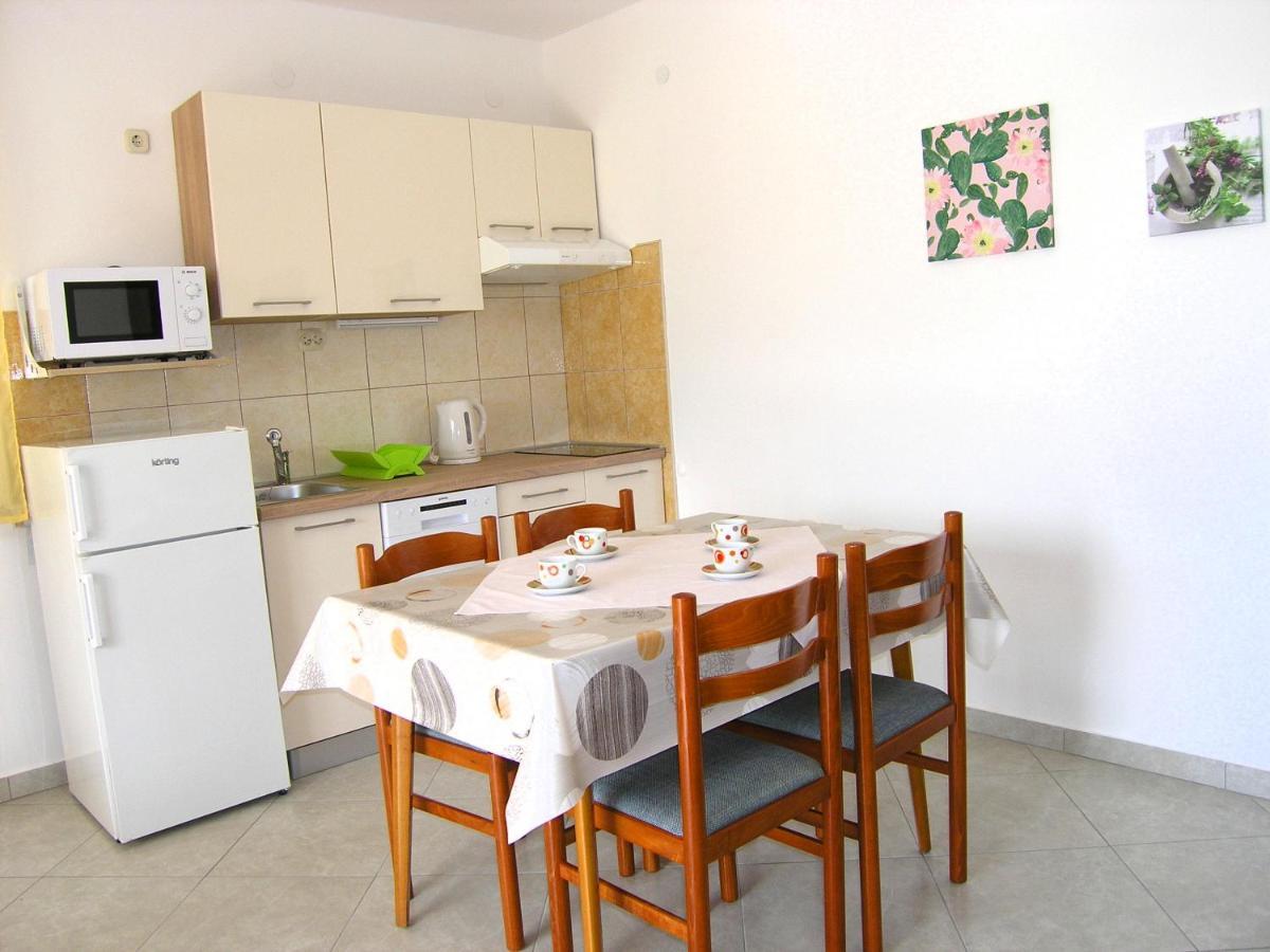 Apartments Natasa Krk Town Zewnętrze zdjęcie