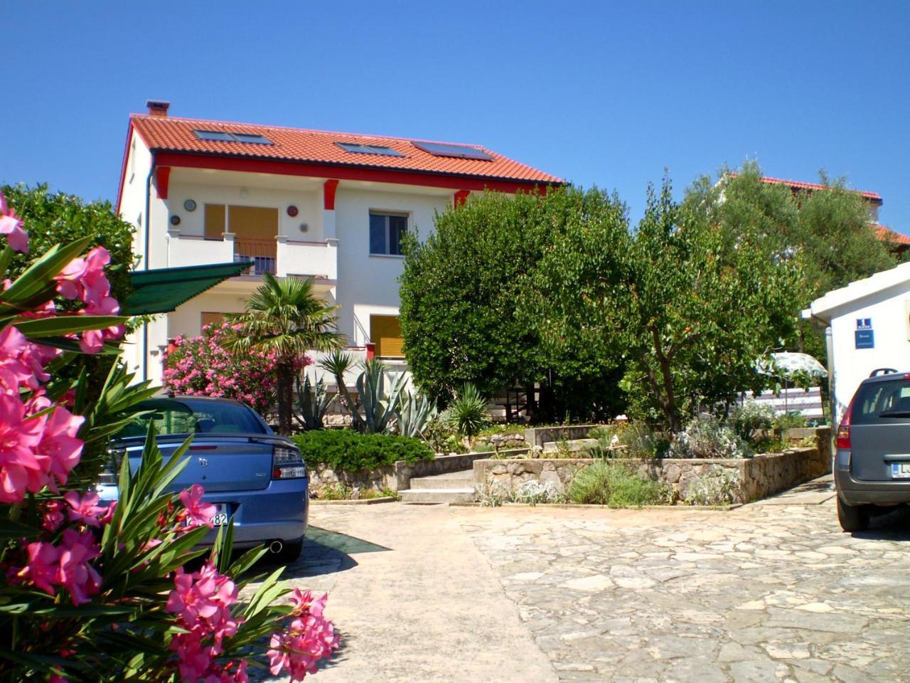 Apartments Natasa Krk Town Zewnętrze zdjęcie