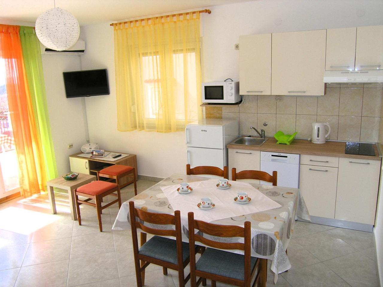 Apartments Natasa Krk Town Zewnętrze zdjęcie